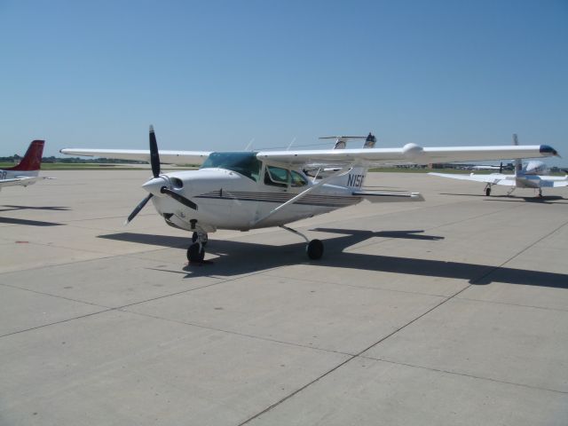 Cessna Skylane RG (N15BE) - C182TR