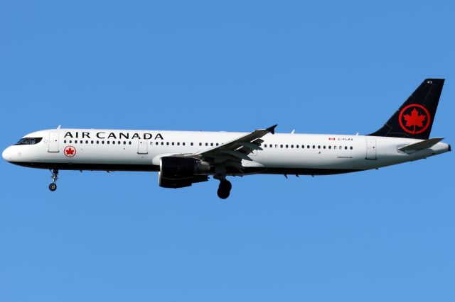 Airbus A321 (C-FLKX)