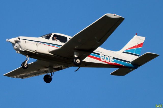 Piper Cherokee (ZK-EQE)