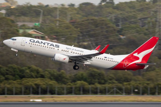 Boeing 737-800 (VH-VZH)