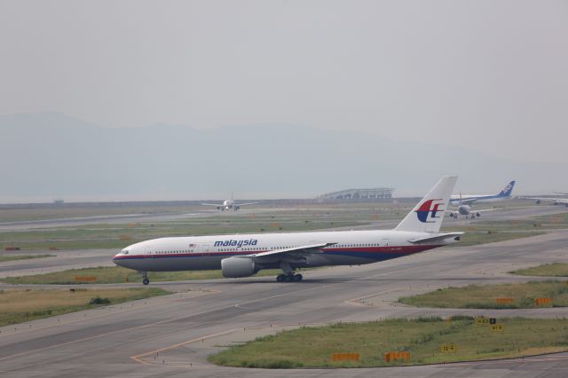 Boeing 777-200 (9M-MRF)