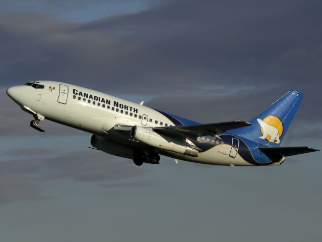 Boeing 737-200 (C-GKCP)