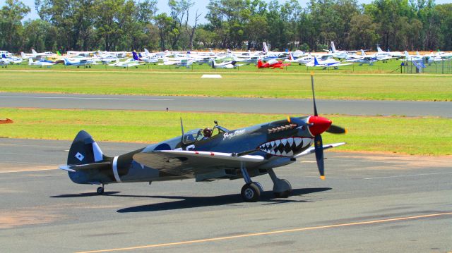 SUPERMARINE Spitfire — - Temora air show 2015