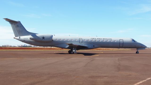 Embraer ERJ-145 (FAB2520)