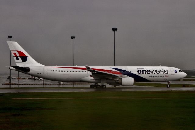 Airbus A330-300 (9M-MTE) - Malaysian Airlines-Airbus 330-300br /February 18, 2013