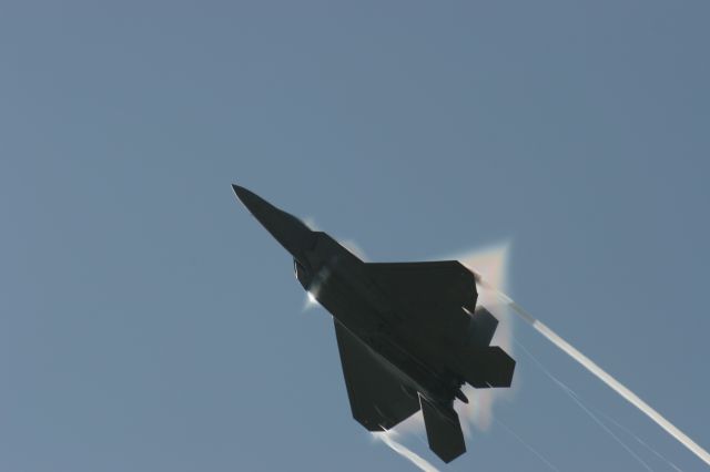 — — - 2008 Oshkosh EAA F-22