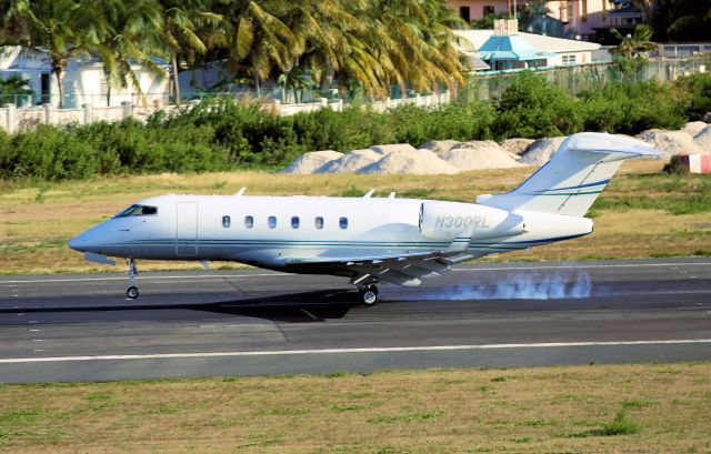 Bombardier Challenger 300 (N300RL)