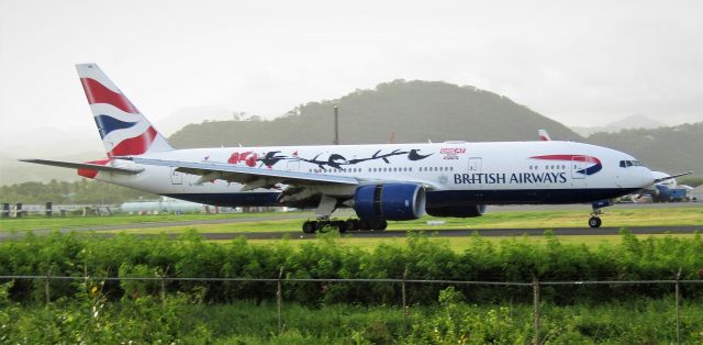 Boeing 777-200 (G-YMML)