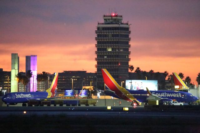 Boeing 737-700 (N404WN)