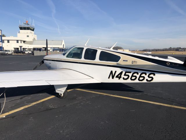 Beechcraft 35 Bonanza (N4566S)