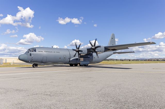 Lockheed EC-130J Hercules (A97464) - Royal Australian Air Force (A97-464) Lockheed C-130J-30 Hercules taxiing at Wagga Wagga Airport