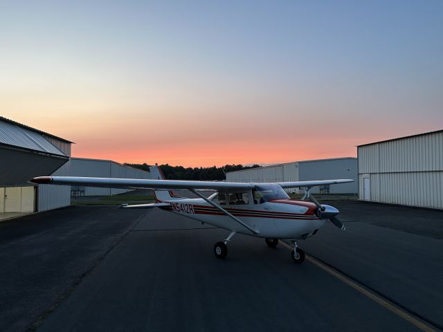 Cessna Skyhawk (N5412R) - Just returned from a summer cross country flight