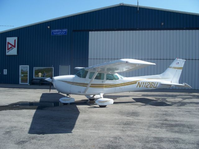 Cessna Skyhawk (N1126U)