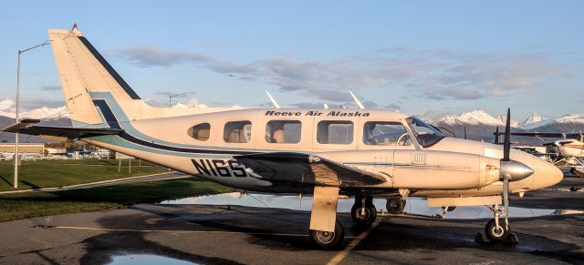 Piper Navajo (N16SC) - Reeve Air Terminal, Anchorage International Airport