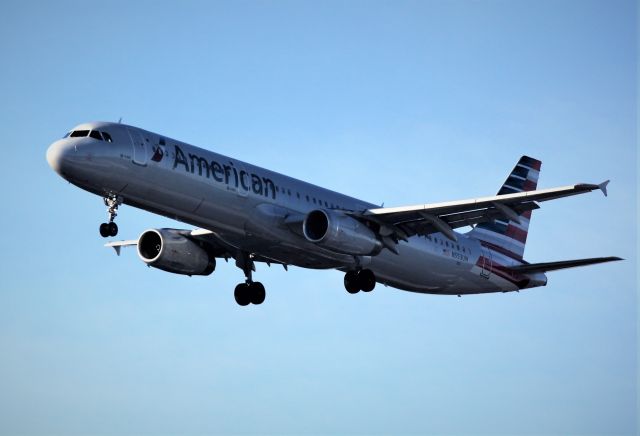 Airbus A321 (N553UW) - 12-23-2020
