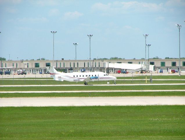 Beechcraft 1900 (N1883M) - Beech 1900 belonging to Meijer.