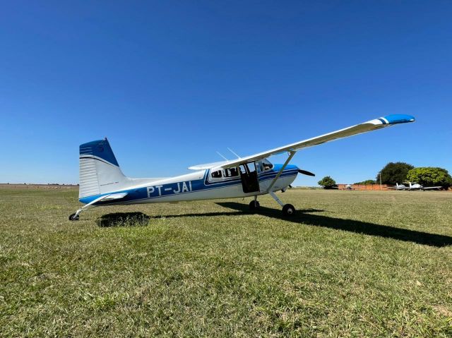 Cessna Skywagon 180 (PT-JAI)