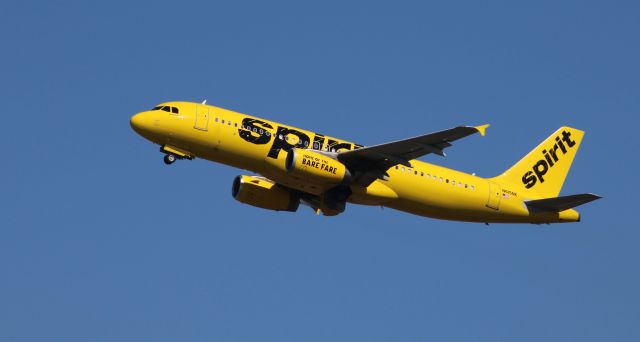 Airbus A320 (N615NK) - On final is this 2012 Spirit Airlines Airbus A320-232 in the Winter of 2020.