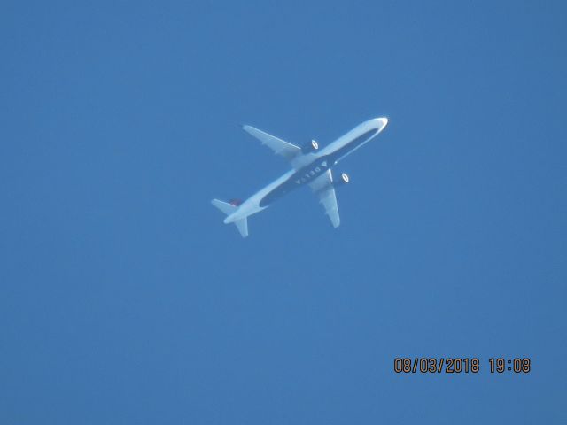 Airbus A321 (N306DN)