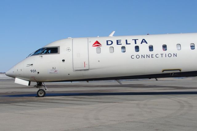 Canadair Regional Jet CRJ-900 (N931XJ)