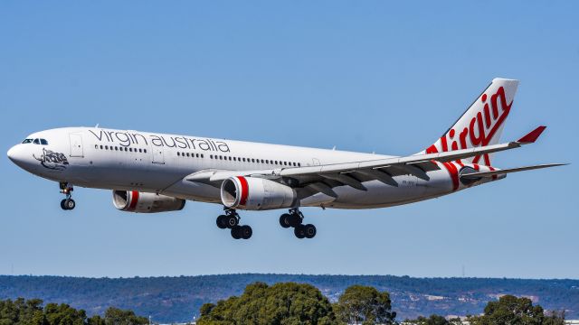 Airbus A330-200 (VH-XFH)