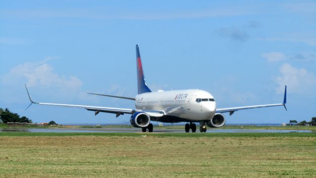 Boeing 737-900 (N845DN)