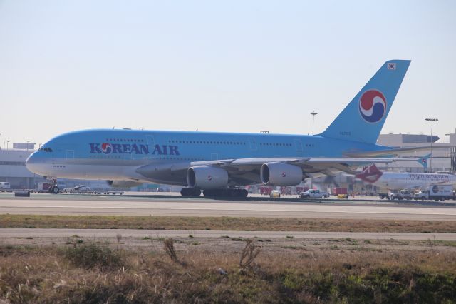 Airbus A380-800 (HL7613)