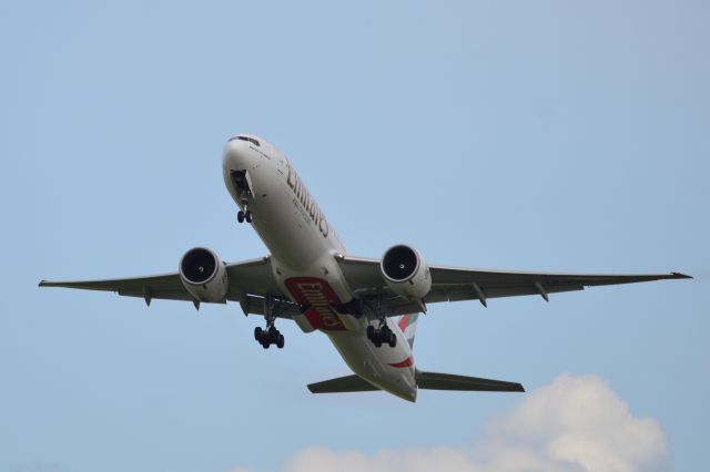 BOEING 777-300 (A6-ENO) - Emirates daily flight departing NCL to DXB