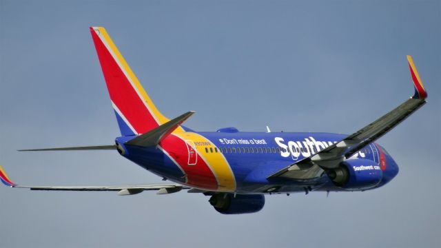 Boeing 737-700 (N909WN) - N909WN Southwest Airlines Boeing 737-700 - cn 32458 / ln 2517br /First Flight * Feb 2008br /Age 7.2 Yearsbr /20150424-083550 taking off from KSJC