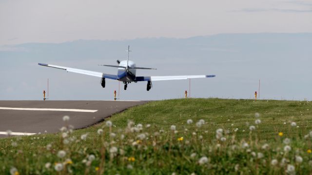 Mooney M-20 (N10143)
