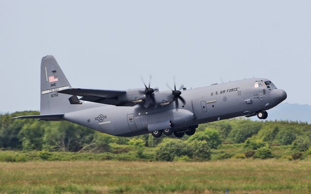 Lockheed C-130 Hercules (11-5752) - rch644 usaf the rock c-130j-30 11-5752 dep shannon 8/6/18.