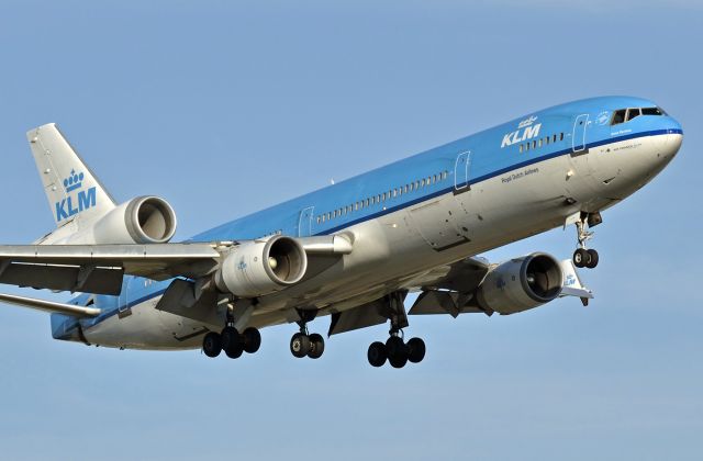 Boeing MD-11 (PPHKCH)