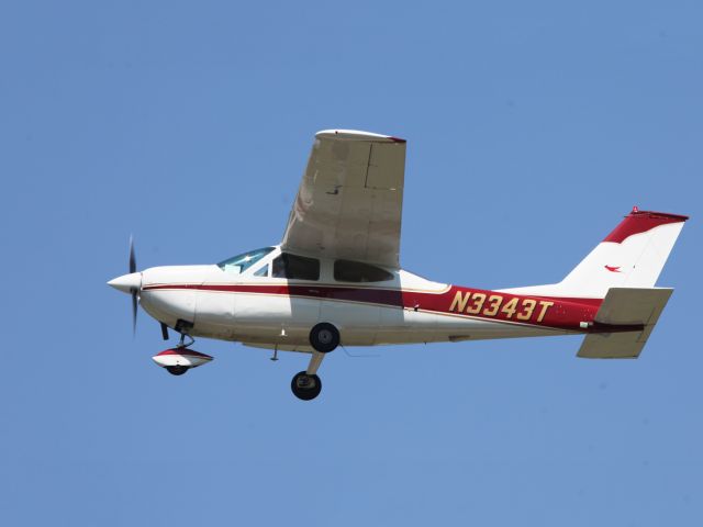 Cessna Cardinal (N3343T) - A very nice Cessna 177. Unfortunately it never made it against the C172 with regards to sales numbers. Much better performance than the C172.