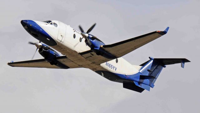 Beechcraft 1900 (N165YV)