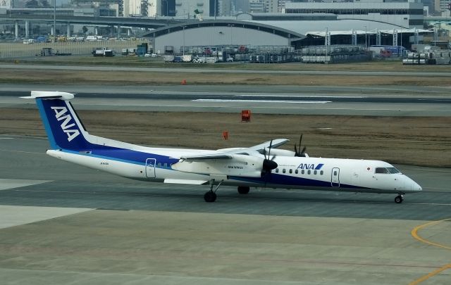 de Havilland Dash 8-400 (JA843A) - Taxing at FUK(Fukuoka-Japan) 2016/02/27.