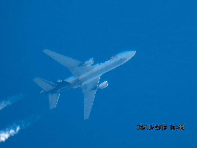 McDonnell Douglas DC-10 (N318FE)