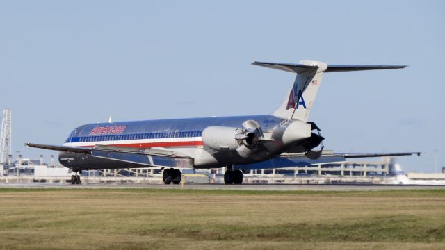 McDonnell Douglas MD-83 (N9625W)