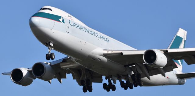 BOEING 747-8 (B-LJH) - CX Cargo B747-8F Landing at DFW Airport