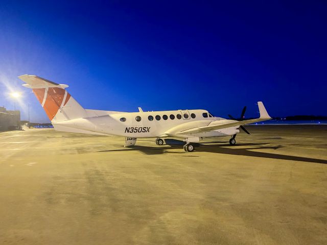 Beechcraft Super King Air 300 (N350SX) - King Air B350ER. Early morning departure for a crossing directly to Iceland. Ferry flight USA to Namibia. 9 JAN 2021.