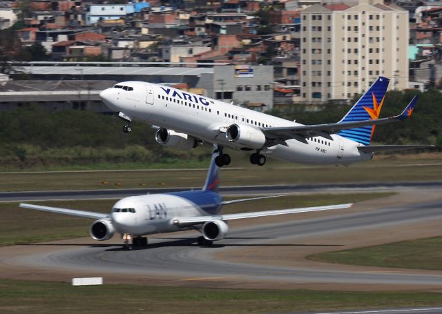 Boeing 737-800 (PR-VBC)