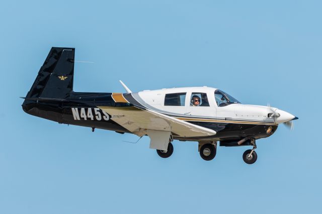 Mooney M-20 (N445SP)