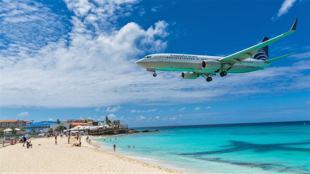 Boeing 737-800 (HP-1717CMP) - Gone are the days where maho beach use to look like this. Copa Airlines Boeing 737 HP-1717CMP over the beach for landing at St Maarten.