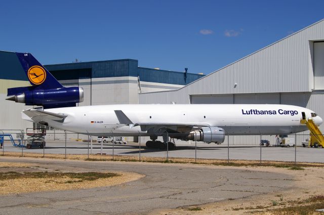 Boeing MD-11 (D-ALCR)