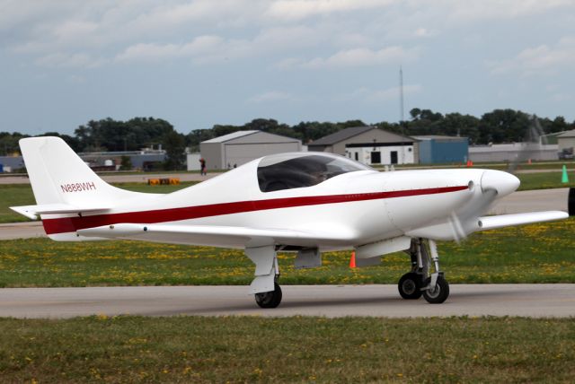 PAI Lancair 320 (N888WH)