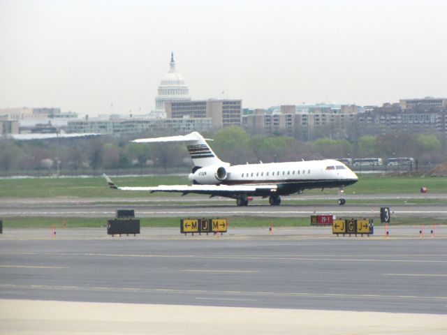 Bombardier Global Express (N70EW)