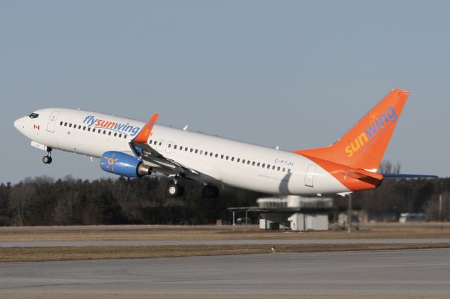 Boeing 737-800 (C-FTJH) - March 2, 2009 - departed from London Airport 