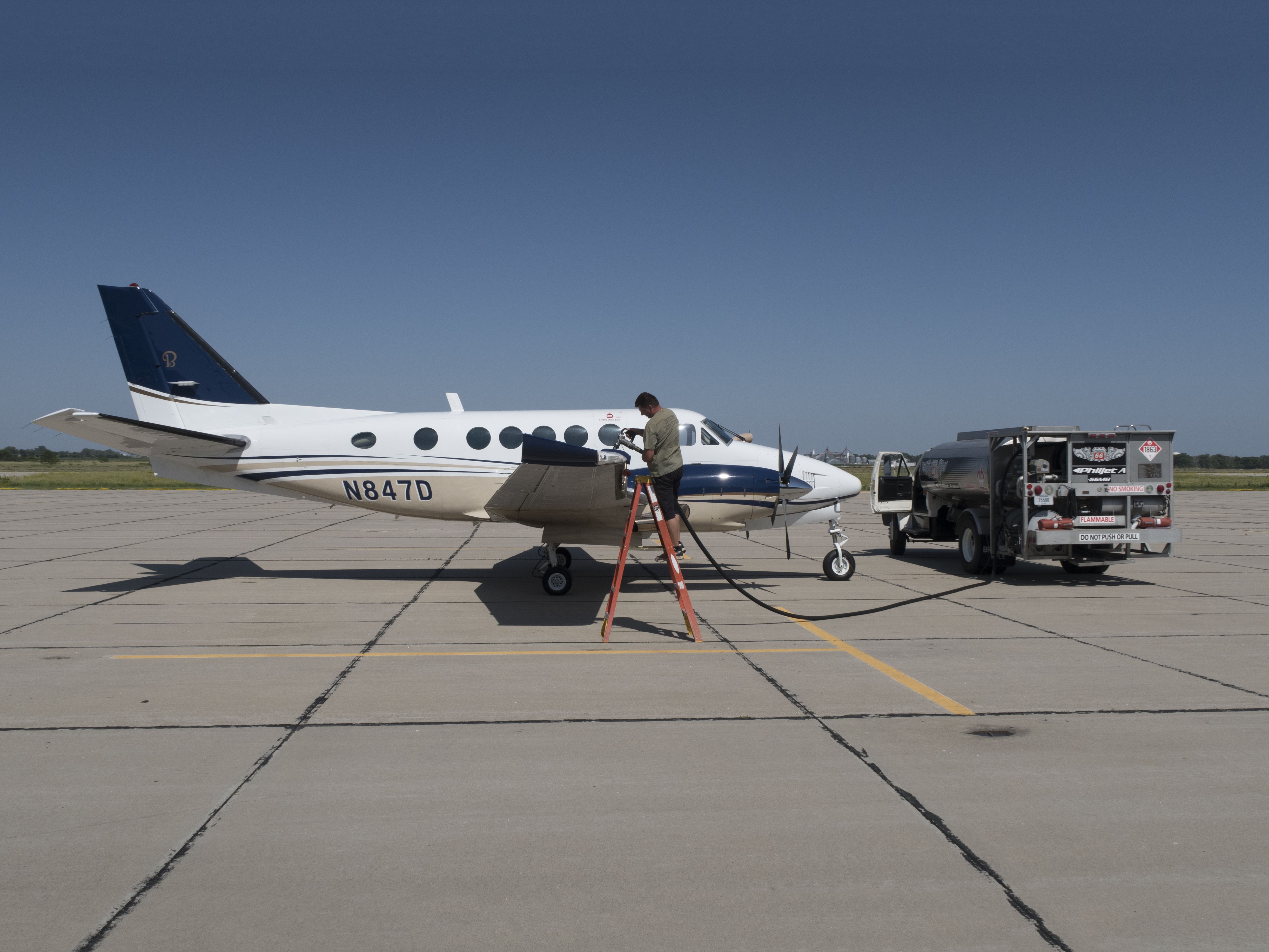 Cessna Skylane (N847D)