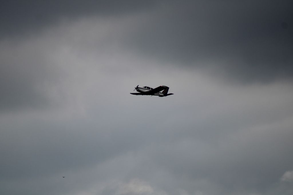 Piper Cherokee Arrow (N38WJ)