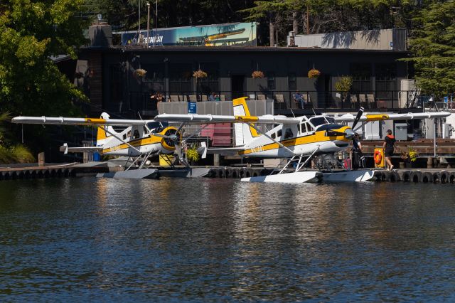 Cessna Skyhawk (N9744T) - Photograph taken at the kenmore air base at Lake Union in Seattle Washington on September 9th, 2023