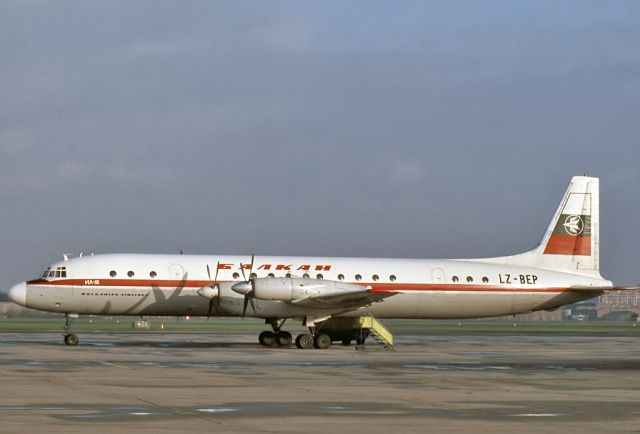 — — - BALKAN - BULGARIAN AIRLINES - ILLYUSHIN II-18V (REG LZ-BEP (CN 185008105) - HEATHROW AIRPORT LONDON UK. ENGLAND - EGLL (14/9/1967)